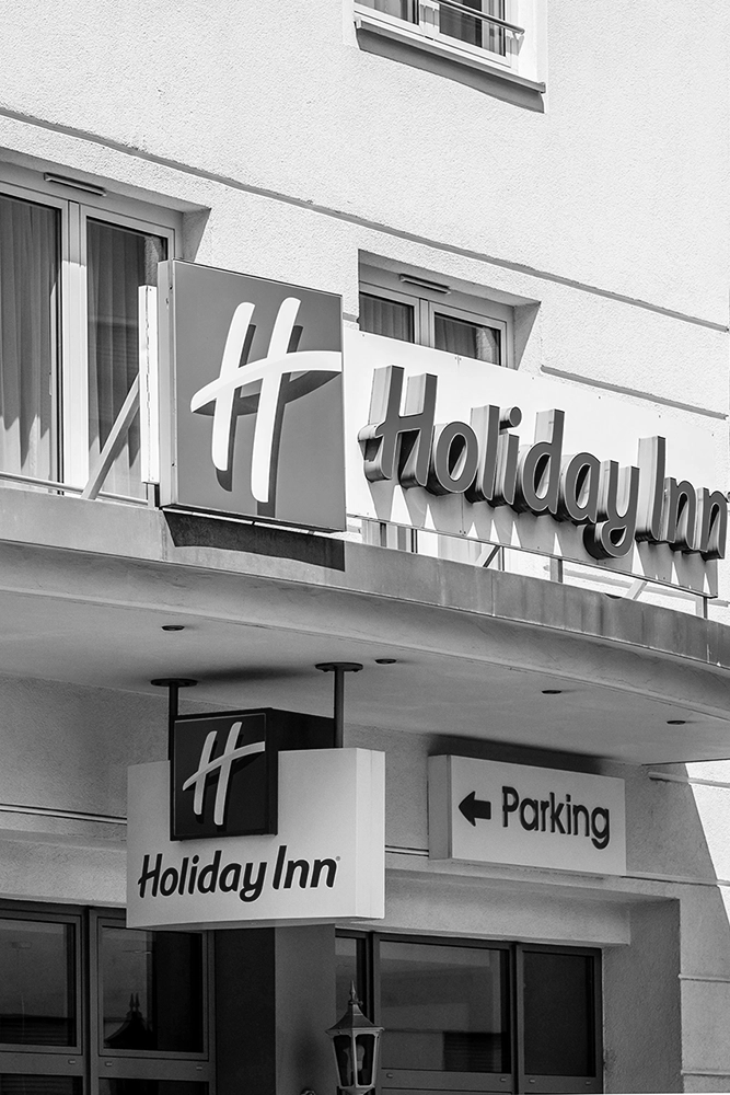 Julia Rübsamen - Hotel Holiday Inn | Kulturmagazin für Nürnberg und die Metropolregion